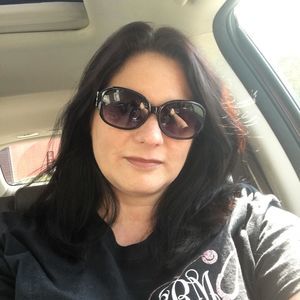 Meet your Posher, Christine